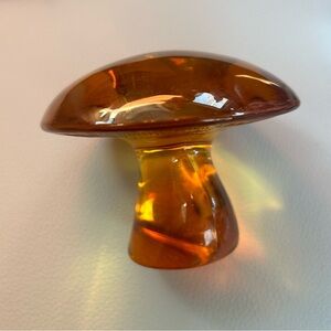 Viking Glass Mushroom 3”